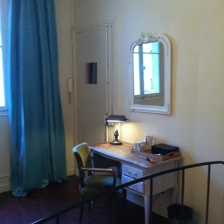 A In * Paris